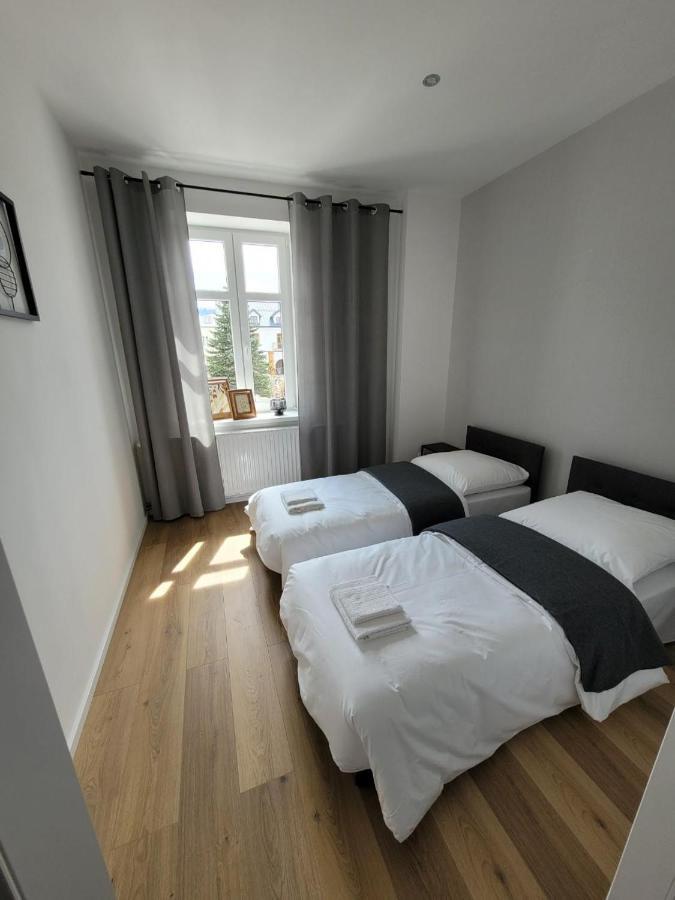 Rynek 2 Dukla- Pokoje I Apartamenty Zewnętrze zdjęcie