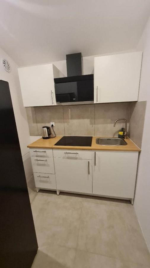 Rynek 2 Dukla- Pokoje I Apartamenty Zewnętrze zdjęcie