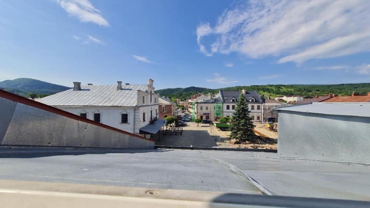 Rynek 2 Dukla- Pokoje I Apartamenty Zewnętrze zdjęcie