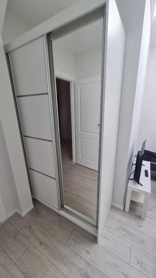Rynek 2 Dukla- Pokoje I Apartamenty Zewnętrze zdjęcie
